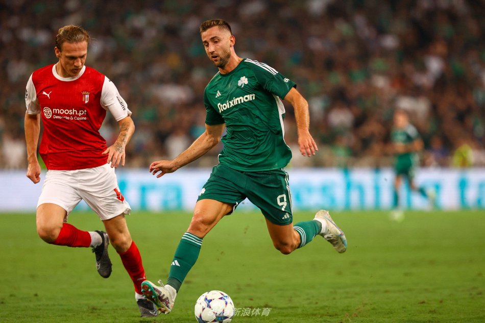 地的冬季运 地的冬季运