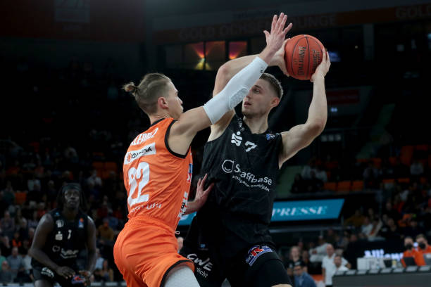 的教练战术 的教练战术