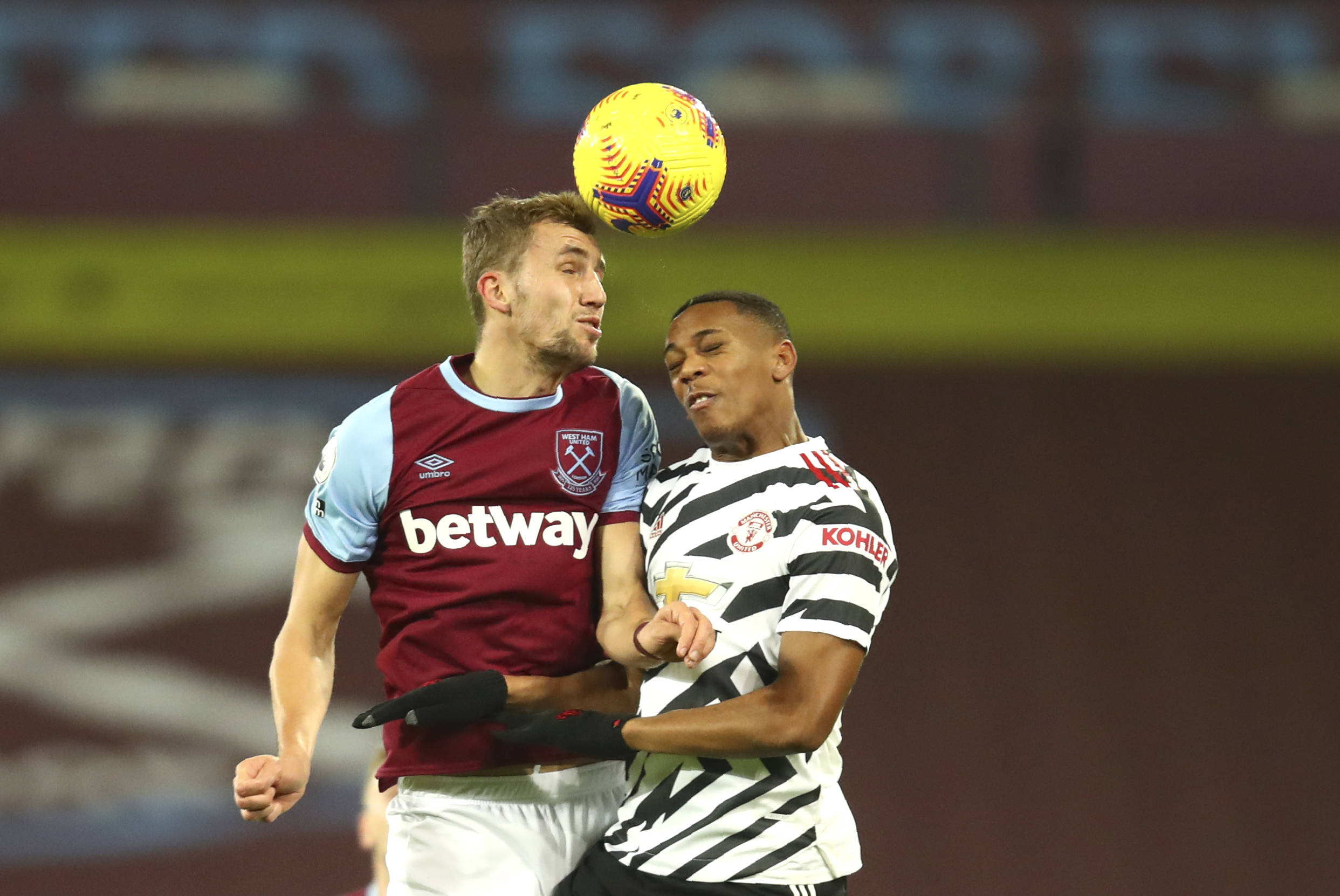 的紧密合作 的紧密合作