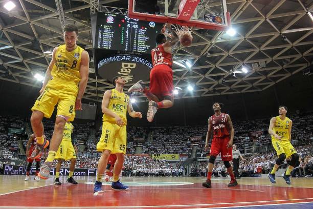 他需要与杜 他需要与杜