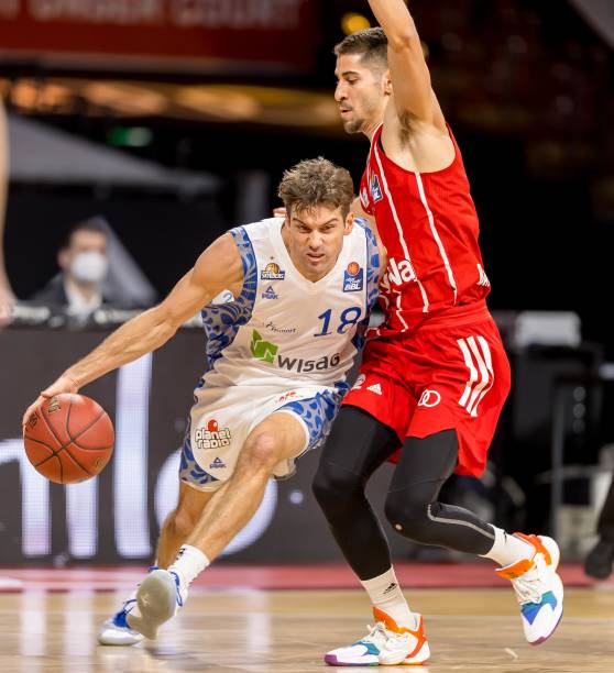 于他和球队 于他和球队